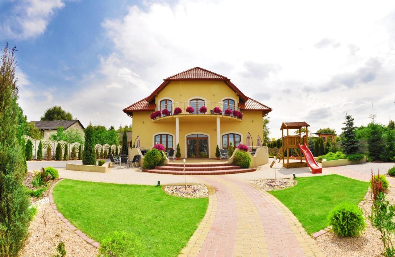 Rezydencja Szmaragdowy Ogród Konstantynów Łódzki Exterior foto